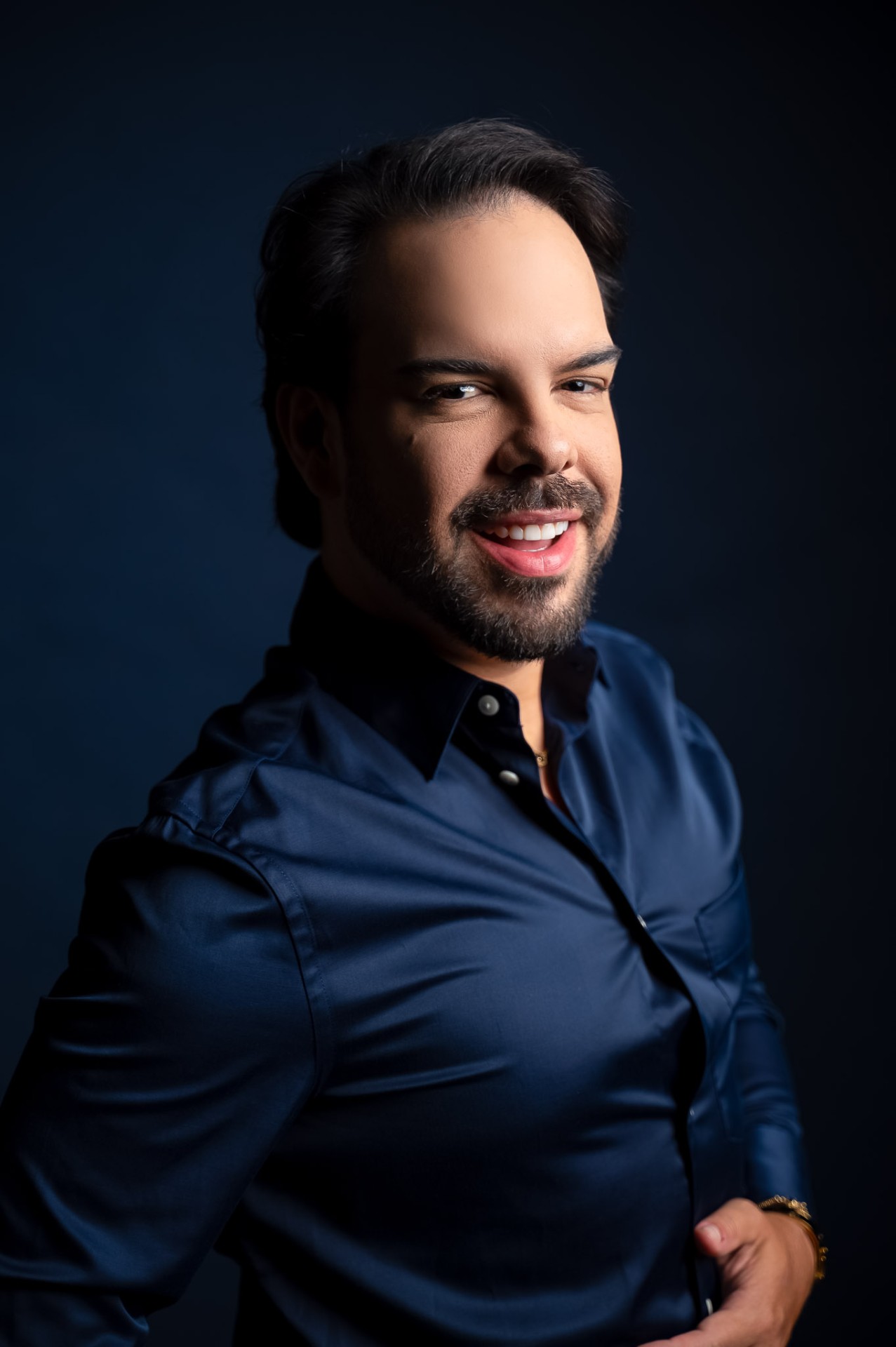Dr. Vitor sorrindo